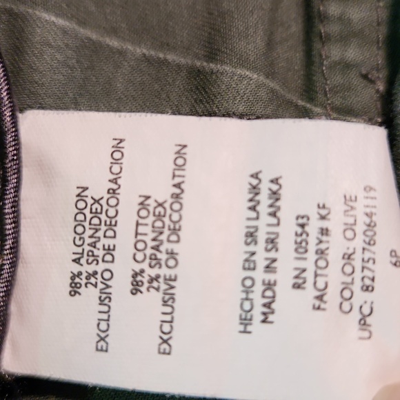 Daisy Fuentes Capris size 6P - Picture 7 of 8